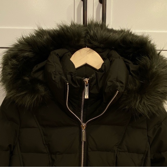 Michael Kors Black Down Puffer Fur Trim Hooded Parka Jacket - Picture 5 of 14